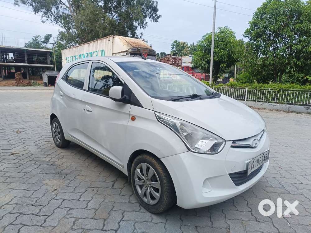 Hyundai Eon Sportz, 2013, Petrol