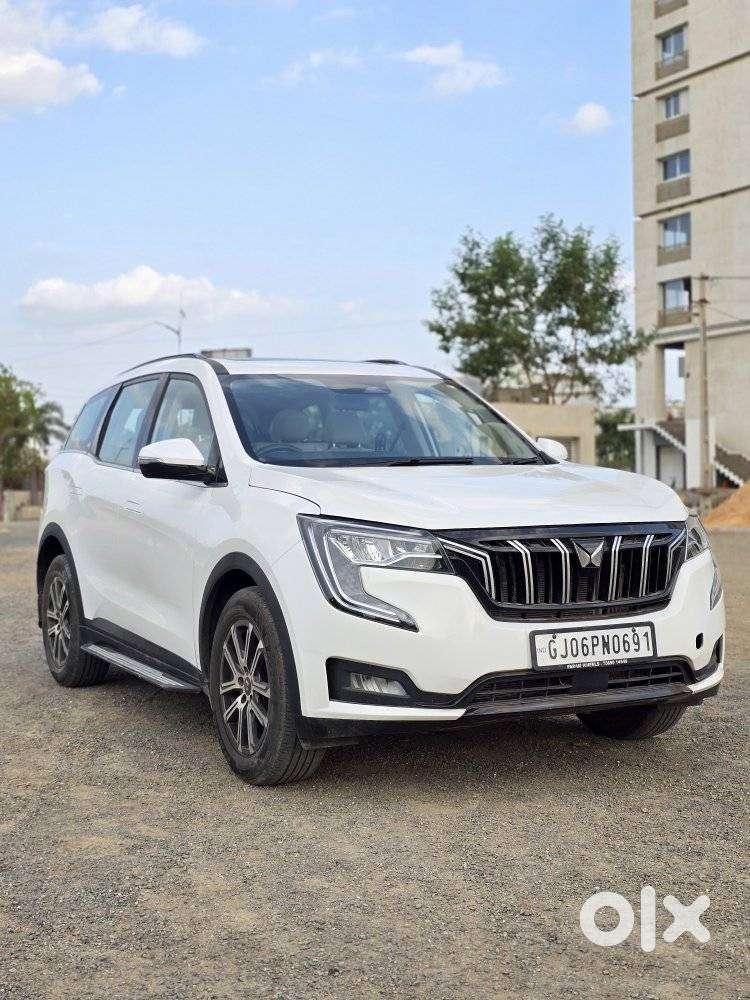 Mahindra Xuv700 2.2 Ax 7 Diesel At Str, 2023, Diesel