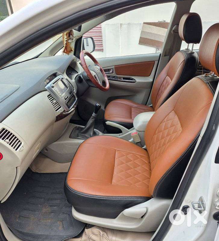 Toyota Innova 2.5 Vx 7 Seater Bs Iv, 2014, Diesel