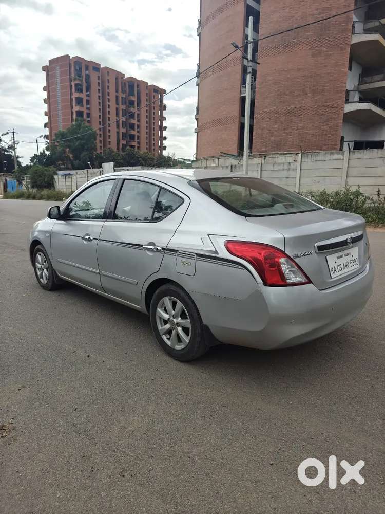 Nissan Sunny Petrol 2012 Model