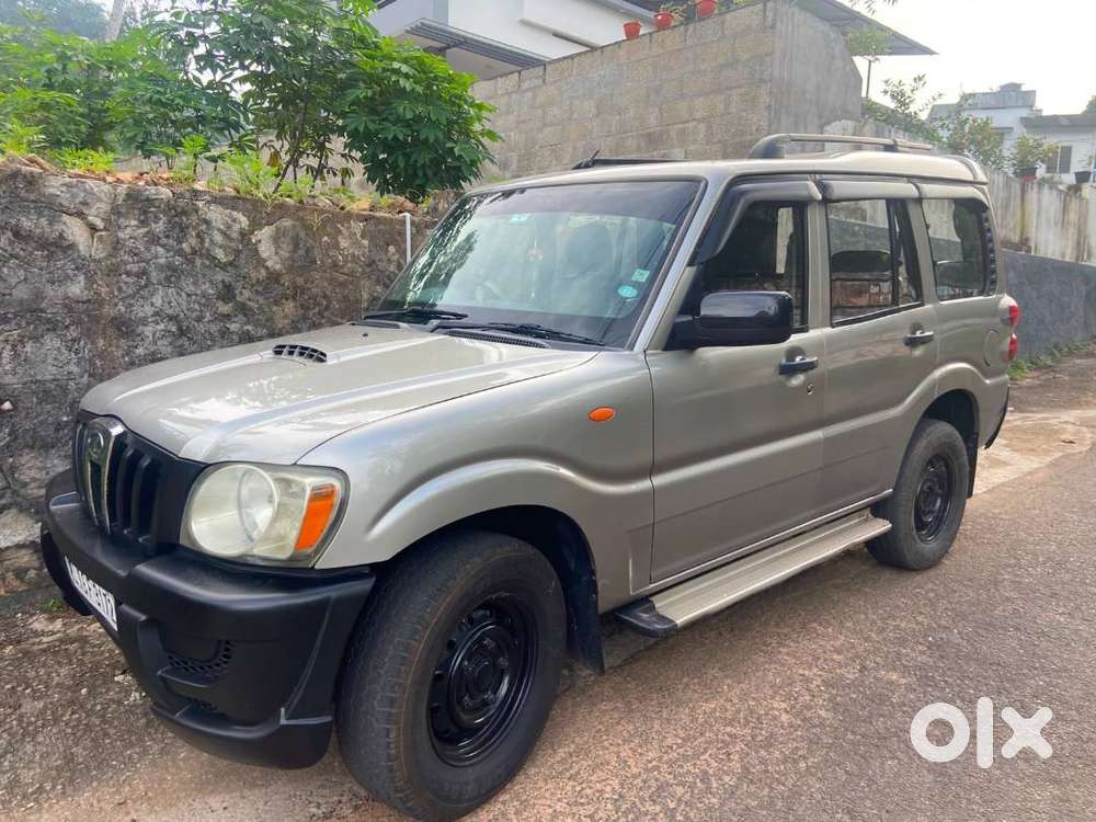Mahindra Scorpio Lx