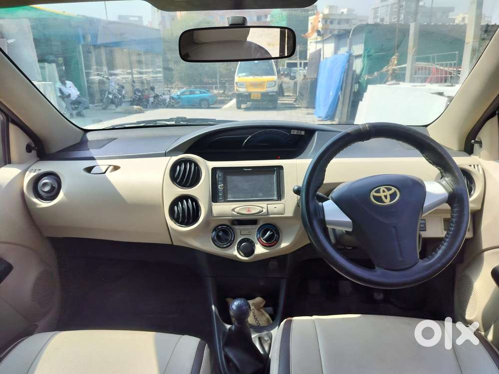 Toyota Etios Liva 1.2 G, 2017, Petrol