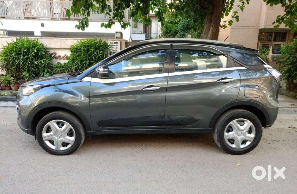 Tata Nexon 1.2 Revotron Xm Plus (s), 2022, Petrol