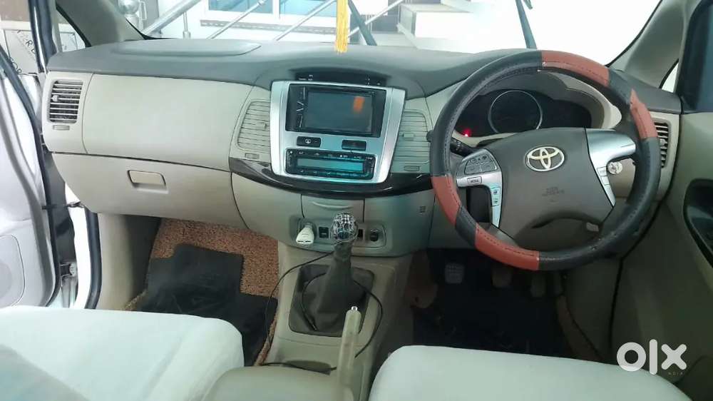 Toyota Innova Crysta 2014 Diesel Manual