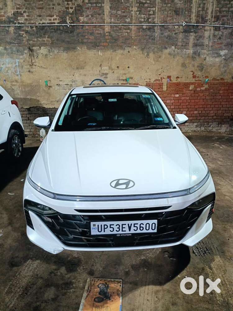 Hyundai Car 2023 Odometer 13000 Km