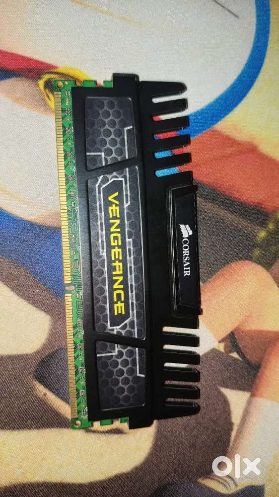RAM DDR3 (8gm 1600Mhz )(CORSAIR)