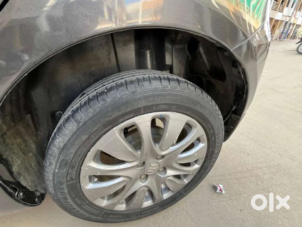 Maruti Suzuki Swift 2015 Diesel 75000 Km Driven