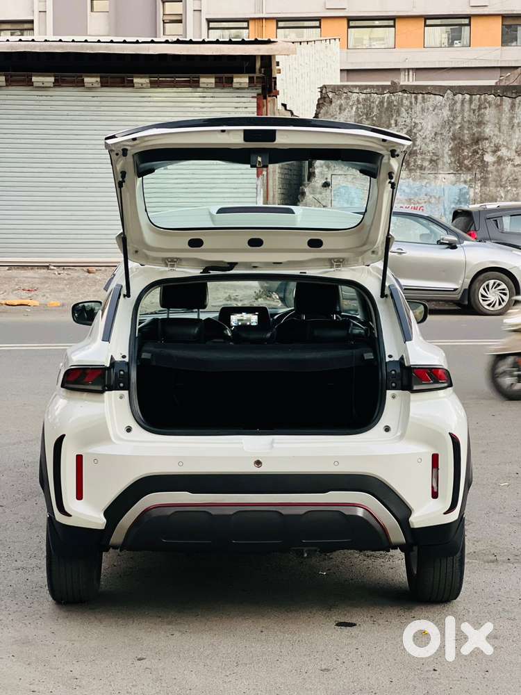 Maruti Suzuki Fronx Delta Plus 1.2 Mt, 2023, Petrol
