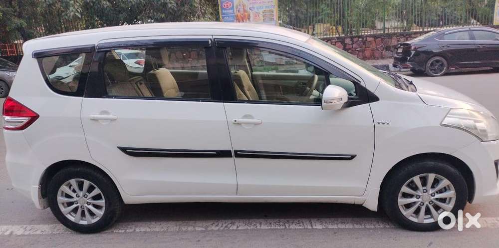 Maruti Suzuki Ertiga 2012-2015 Zxi, 2013, Petrol