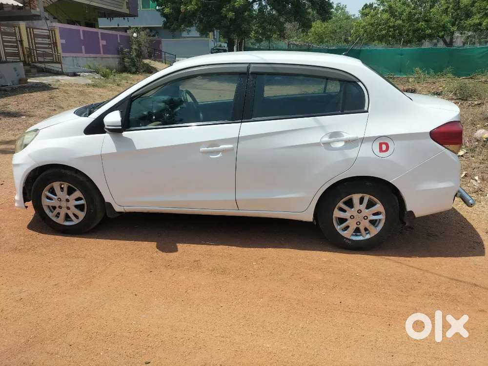Honda Amaze Top End Model 2016