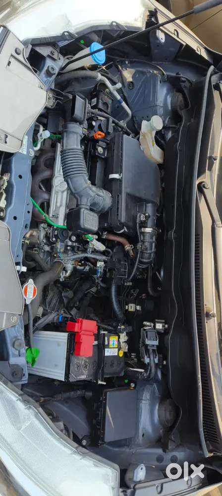 Ertiga Smart Hybrid Zxi (0) 1.5l, 2025 Petrol 925 Km Driven