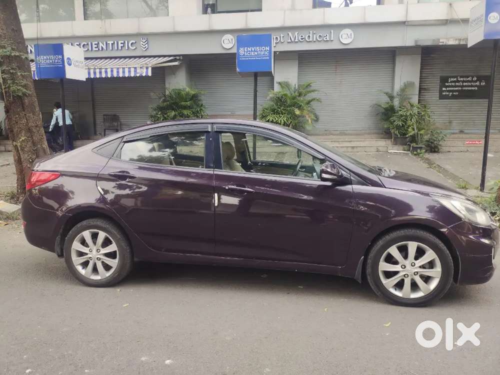 Hyundai Verna Crdi 2011
