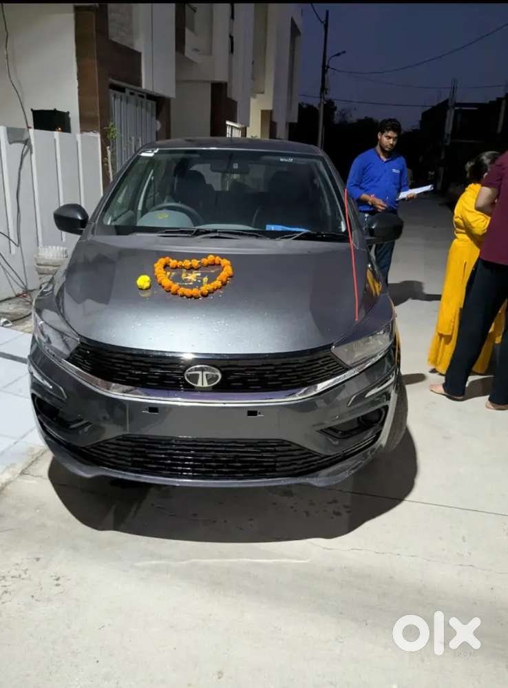 Brand New Tata Tiago Petrol Only 5 Months Old 400 Km Driven For Sale