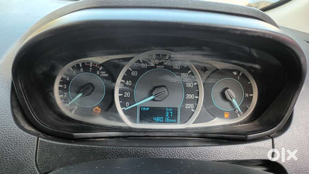Ford Figo 1.2p Trend Mt, 2016, Petrol