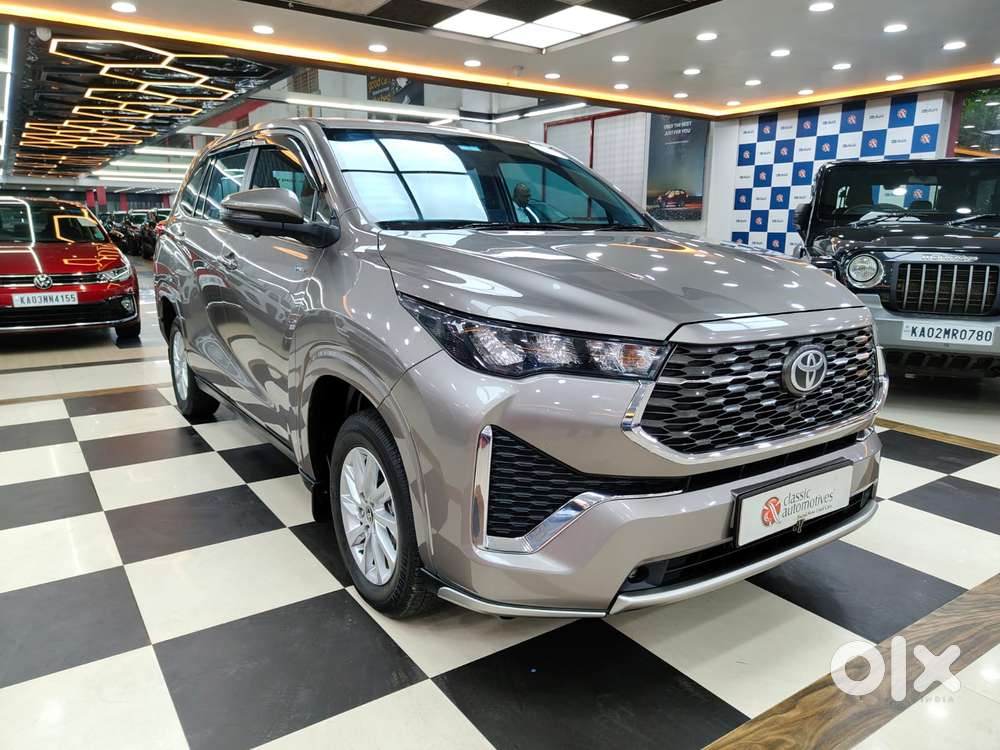Toyota Innova Hycross 2.0 Vx Hybrid 8 Str, 2024, Petrol