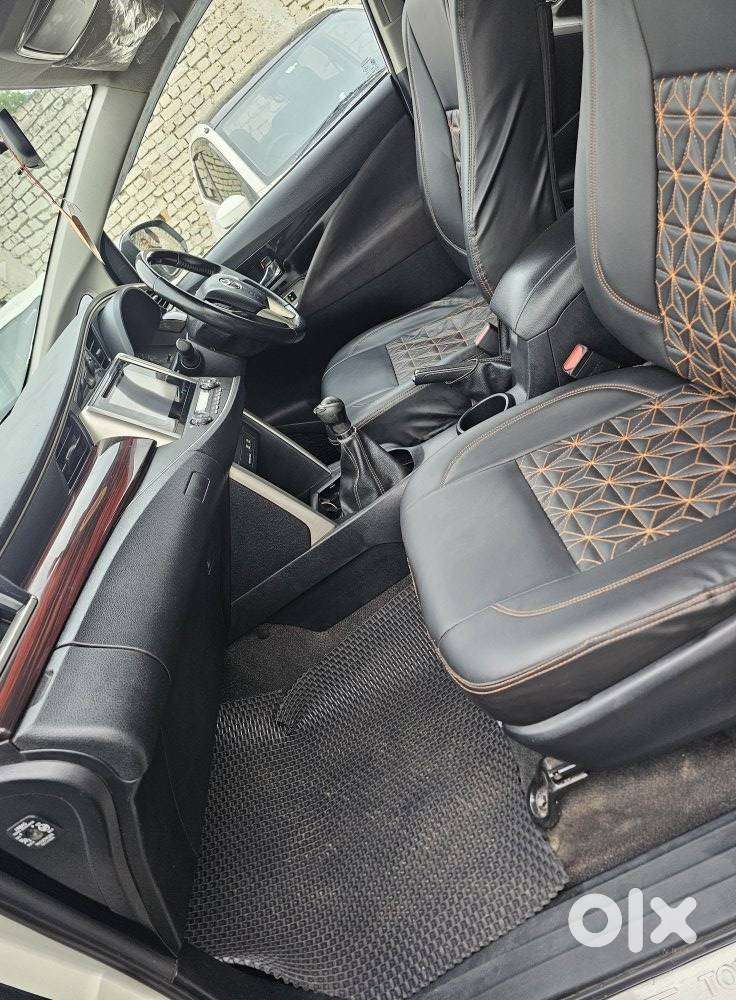 Toyota Innova Crysta 2.4 V, 2017, Diesel