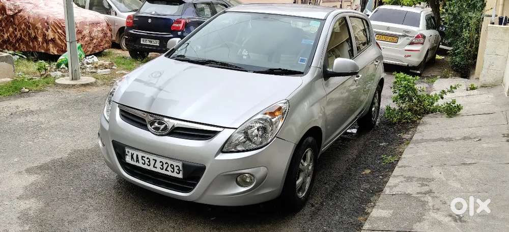 Top End , Primium Hatchback,