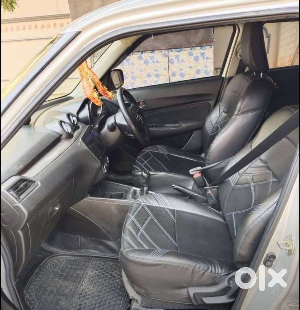 Maruti Suzuki Swift Vxi + Manual, 2022, Petrol