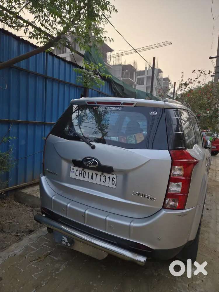 Xuv500 W8 2013 Brand New Condition 1st Owner