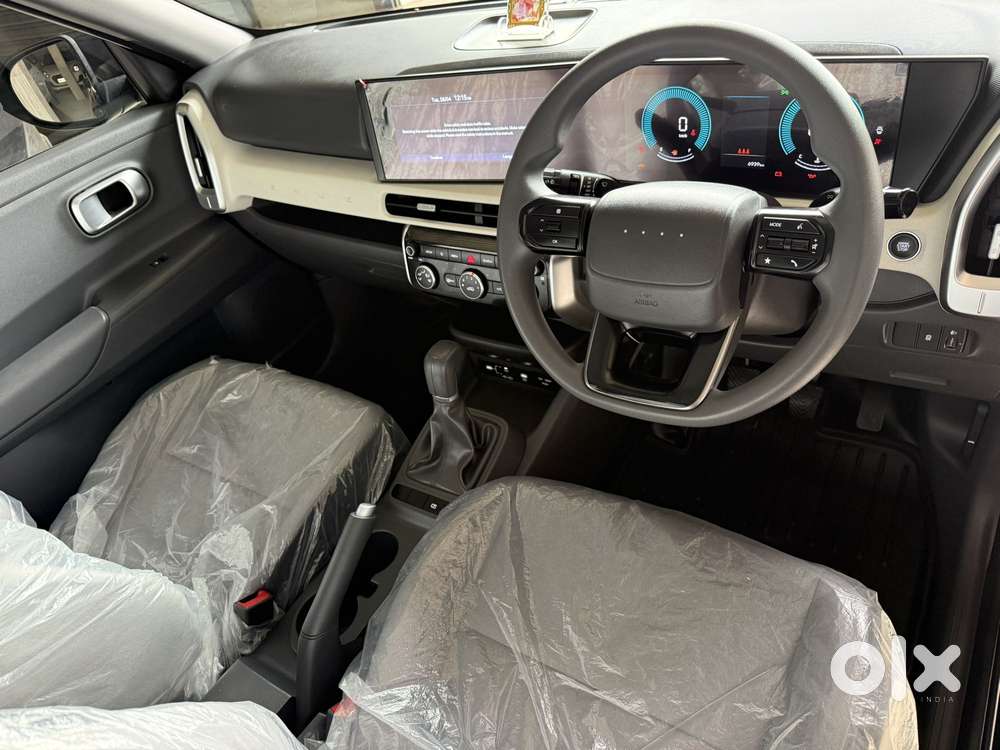 Hyundai New Venue Se, 2025, Petrol