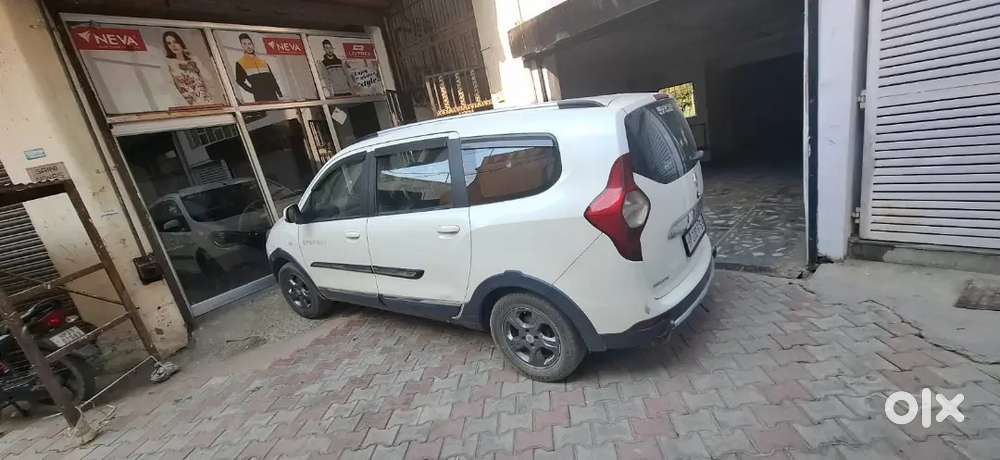 Renault Lodgy 2015 Diesel 156000 Km Driven
