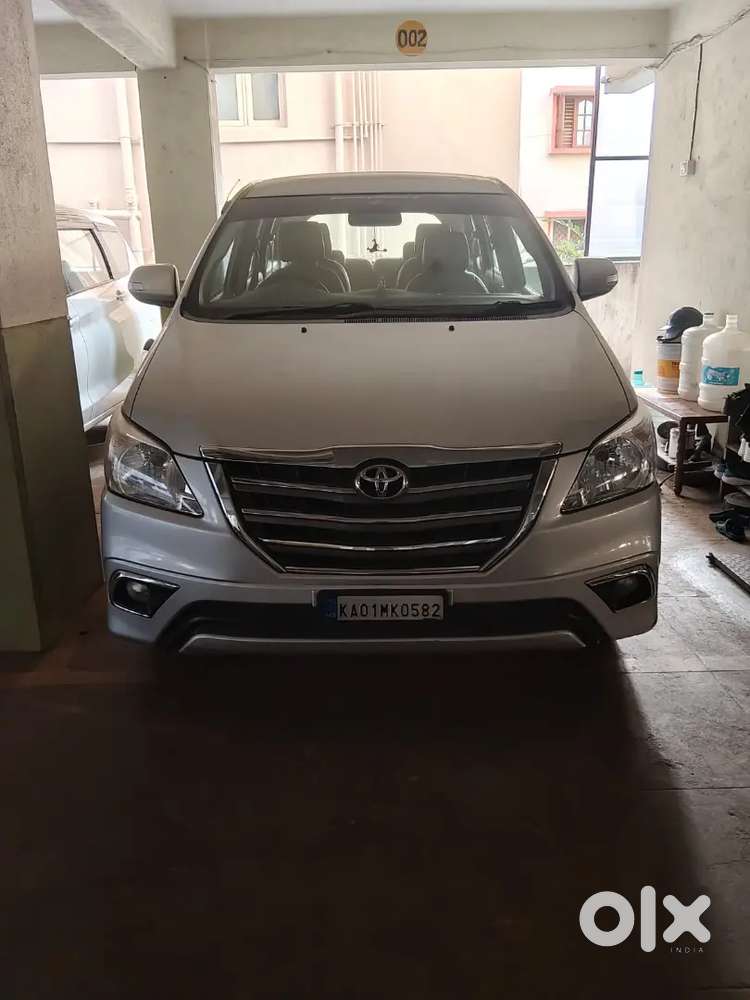 Toyota Innova 2013 Diesel 95000 Km Driven