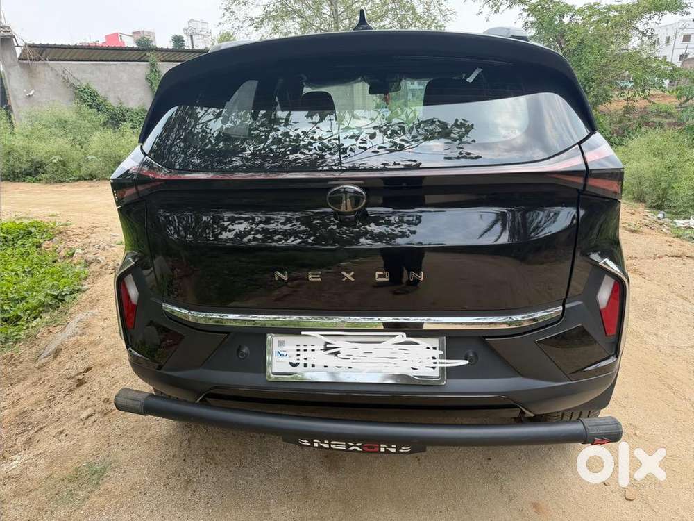 Tata Nexon Petrol Well Maintained