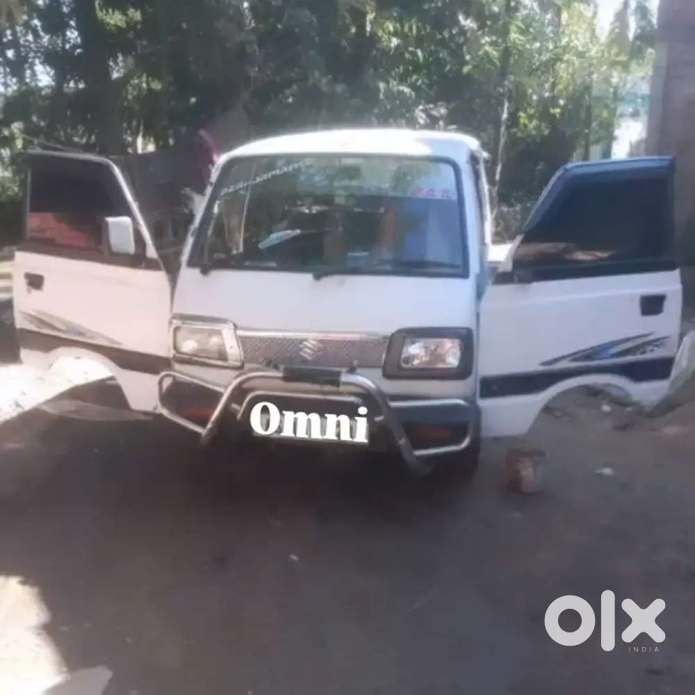 Maruti Suzuki Omni 2012 Petrol