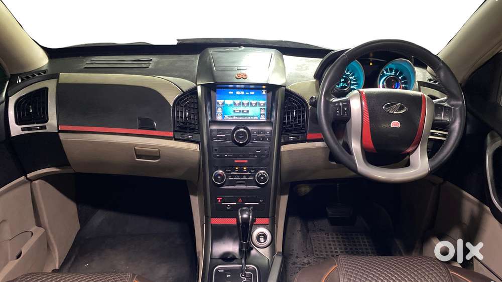 Mahindra Xuv500 At G 2.2 Mhwak, 2017, Petrol
