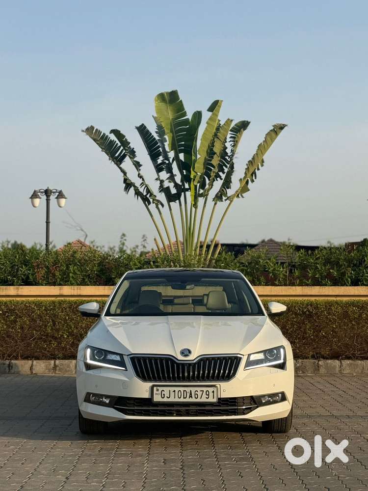 Skoda Superb L&k 2.0 Tdi At, 2019, Diesel