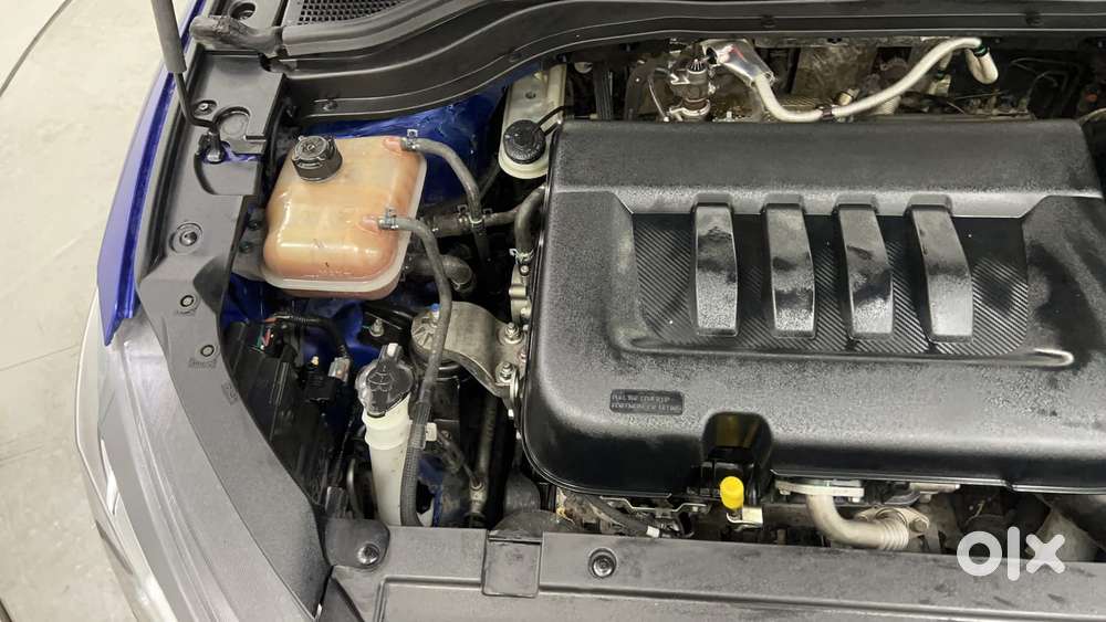 Mahindra Xuv700 2.2 Ax 7 Diesel At Luxury Pack Str, 2021, Diesel