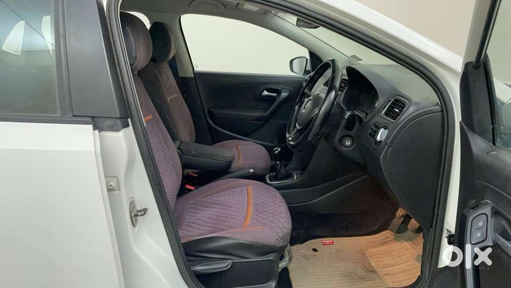 Volkswagen Polo Petrol Highline 1.2l, 2017, Petrol