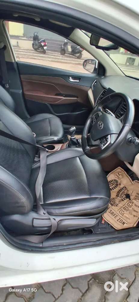 Hyundai Verna Sx Top Model