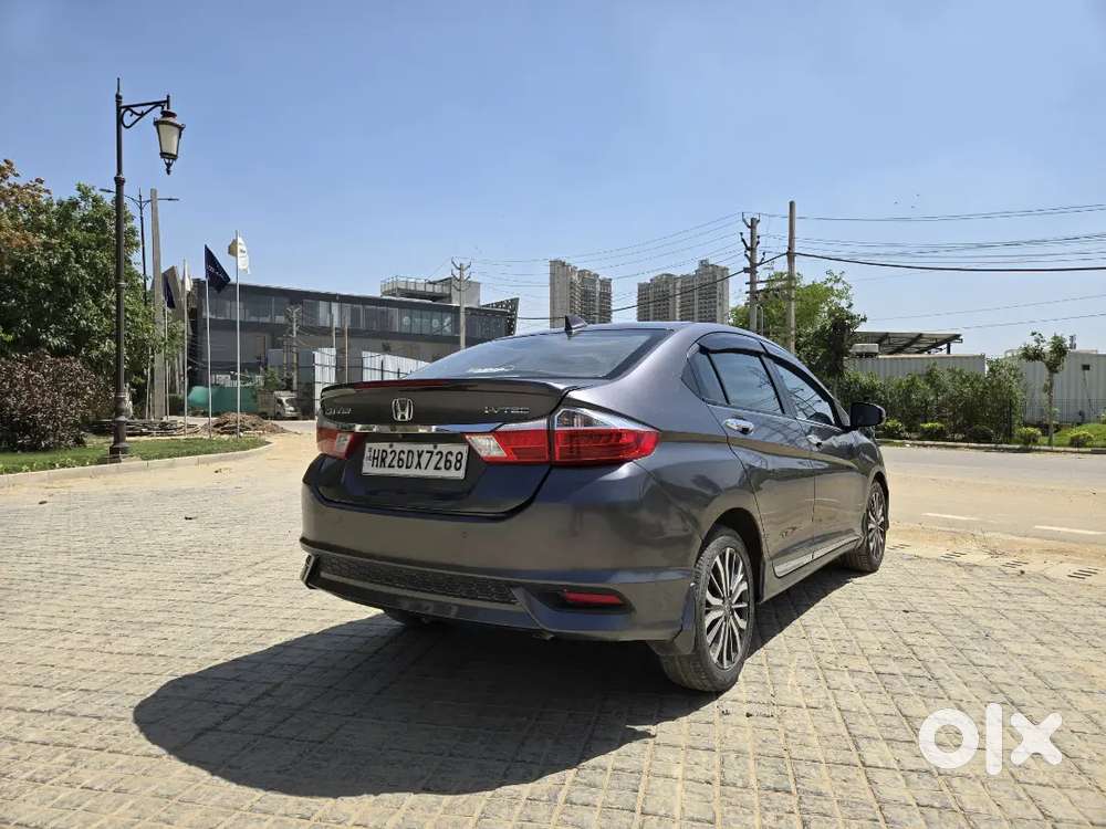 Honda City Zx Petrol Top Auto Sunroof