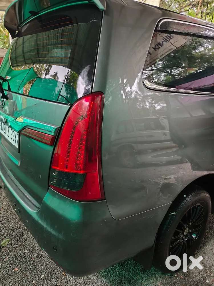 Toyota Innova 2.5 G4 2014