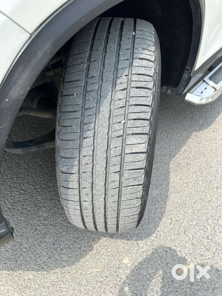 Mahindra Alturas G4 4x4 At, 2019, Diesel