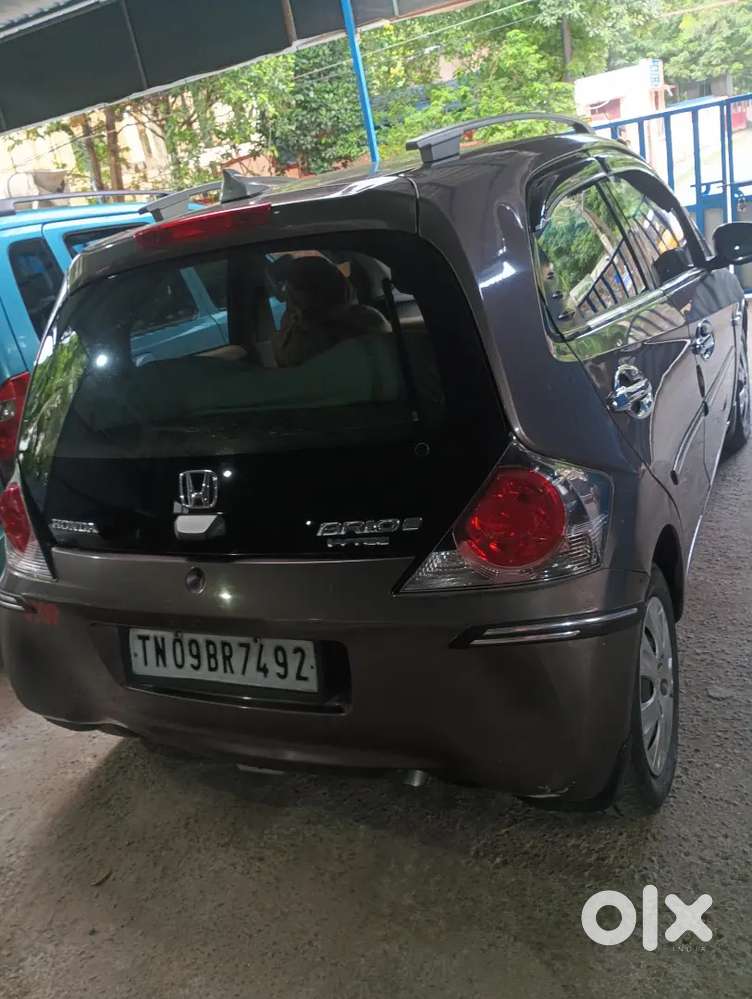 Honda Brio Petrol Manual 2012 Variant