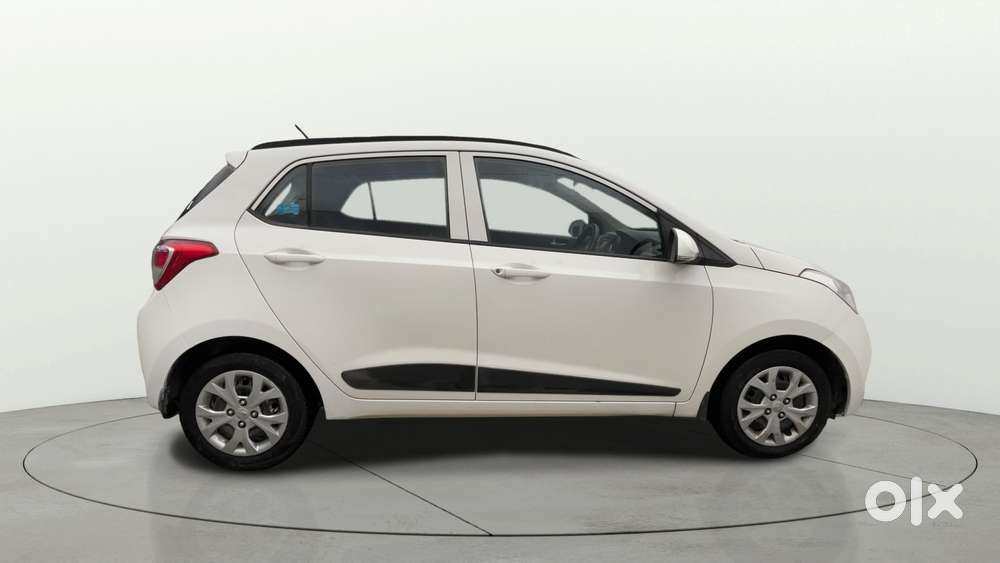 Hyundai Grand I10 Sportz 1.2 Kappa Vtvt, 2015, Petrol