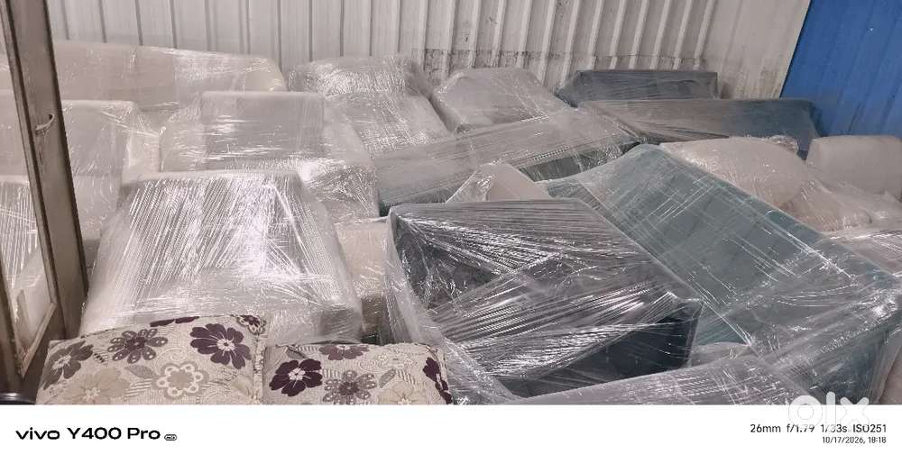 Sofas Available for Sale in Bulk Lots!
Interested Buyers, Contact Me f