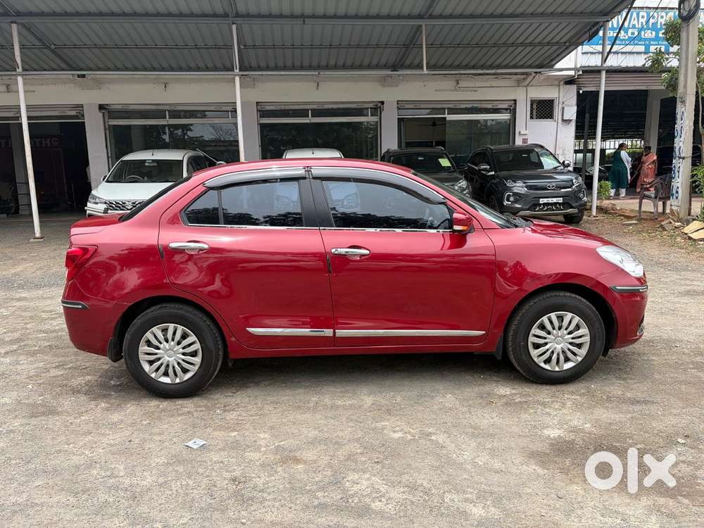 Maruti Suzuki Swift Dzire Vxi(o) At, 2022, Petrol