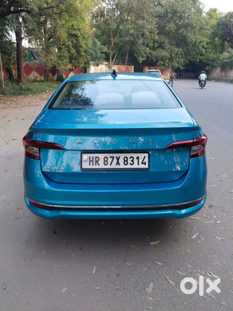 Skoda Slavia 1.0 Tsi Style At, 2022, Petrol