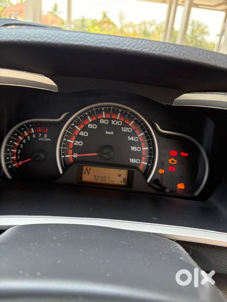 Maruti Suzuki Alto K10 1.0 Vxi (o) Amt, 2014, Petrol