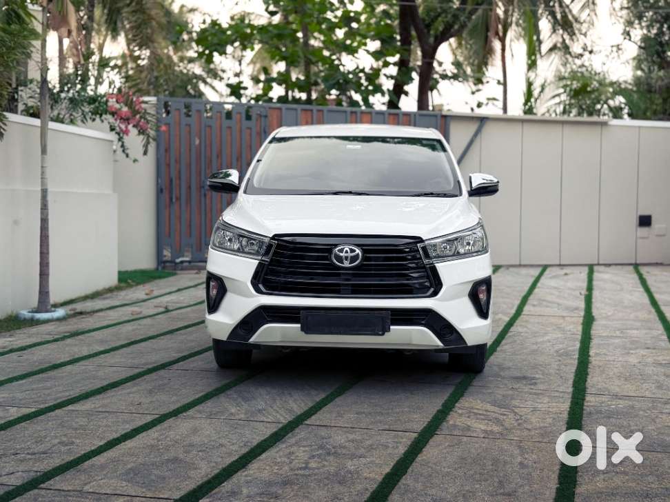 Toyota Innova Crysta [2020-ongoing] 2.4 Gx 7 Str, 2021, Diesel