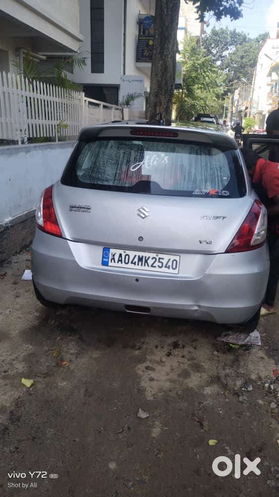 Maruti Suzuki Swift Vxi Optional, 2012, Petrol