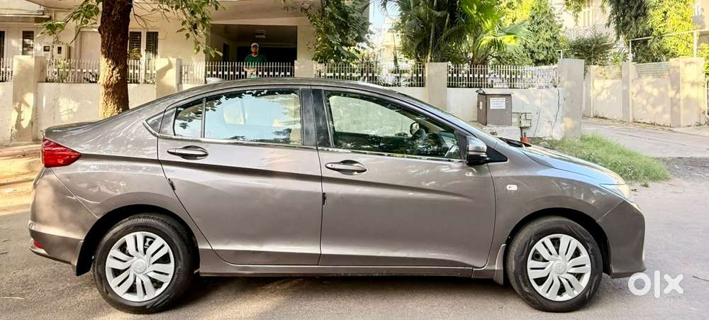 Honda City I-vtec Cvt V, 2016, Petrol