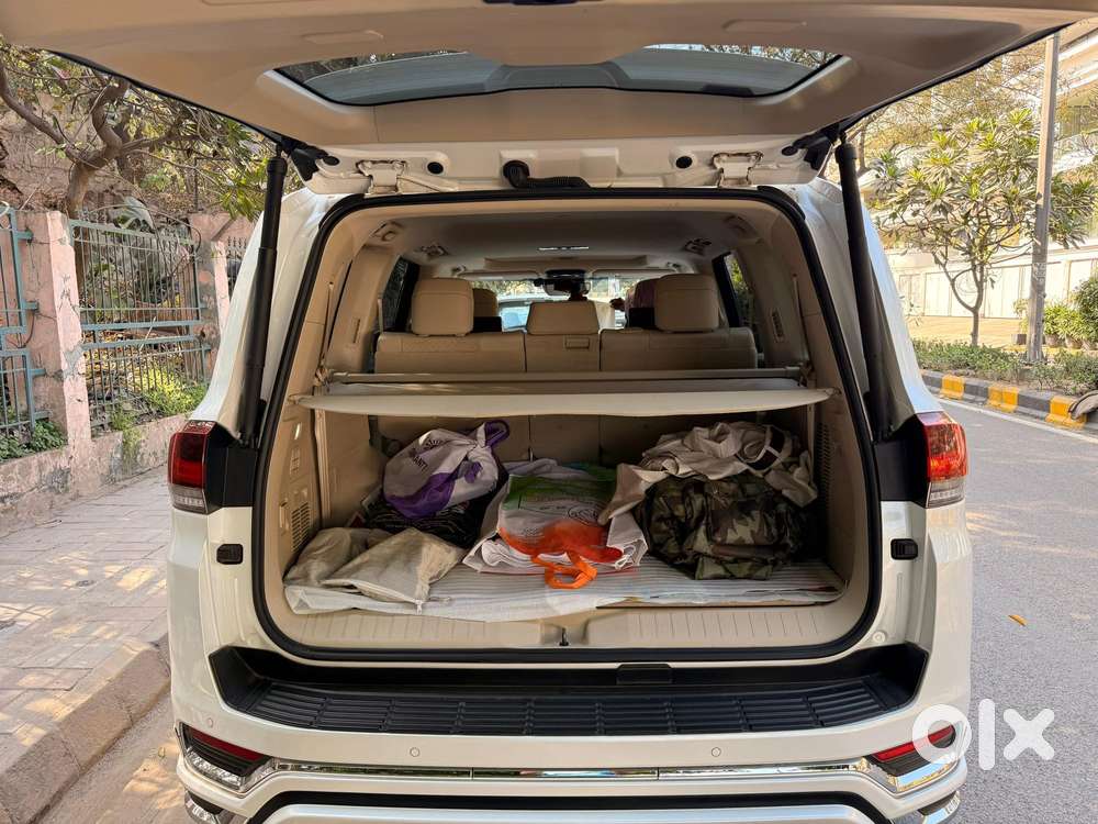 Toyota Land Cruiser Zx Petrol, 2024, Petrol