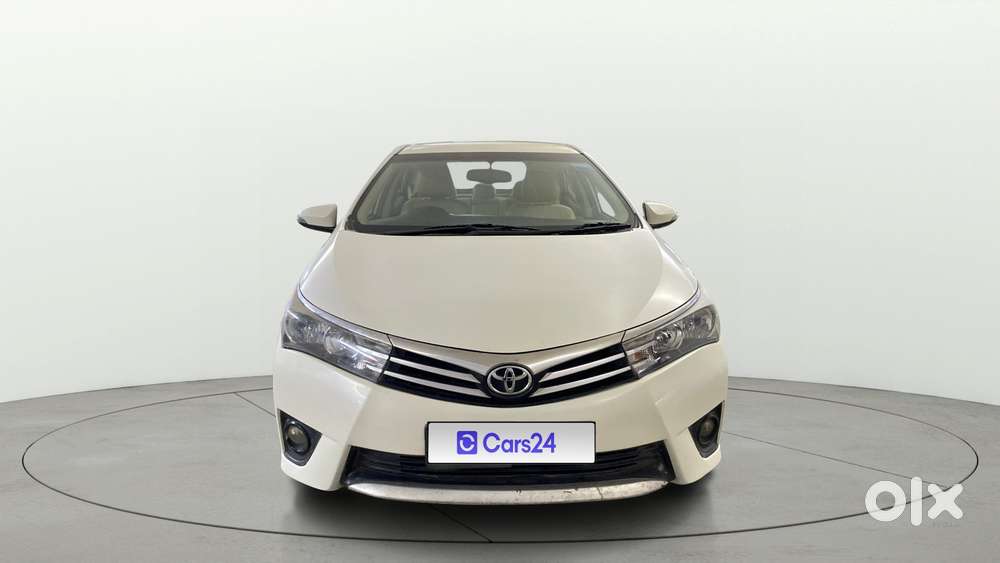 Toyota Corolla Altis [2014-2017] 1.8 G Cvt, 2015, Petrol