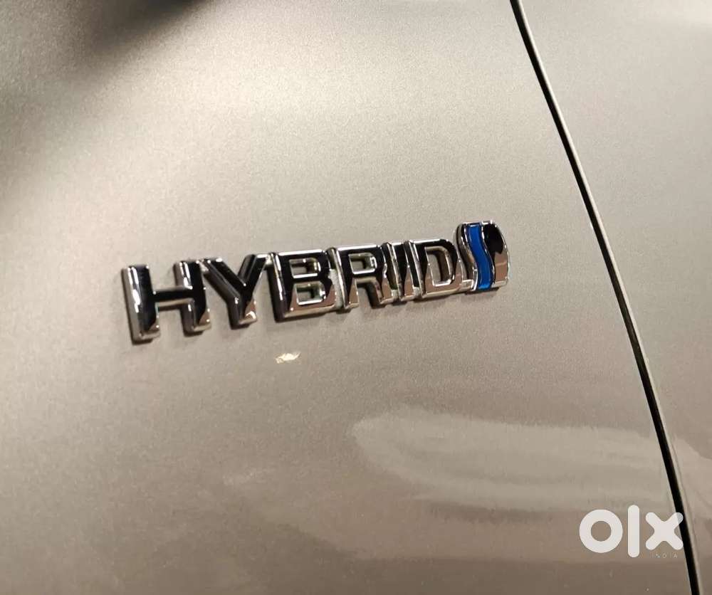 Toyota Innova Hycross 2.0 Zx Hybrid 7 Str, 2024, Petrol