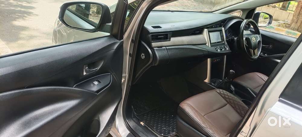 Toyota Innova Crysta 2.4 Gx Mt, 2017, Diesel