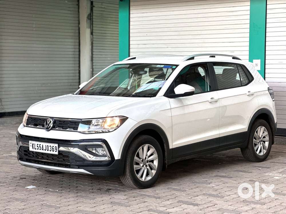 Volkswagen Taigun 1.0 Tsi Highline At, 2023, Petrol